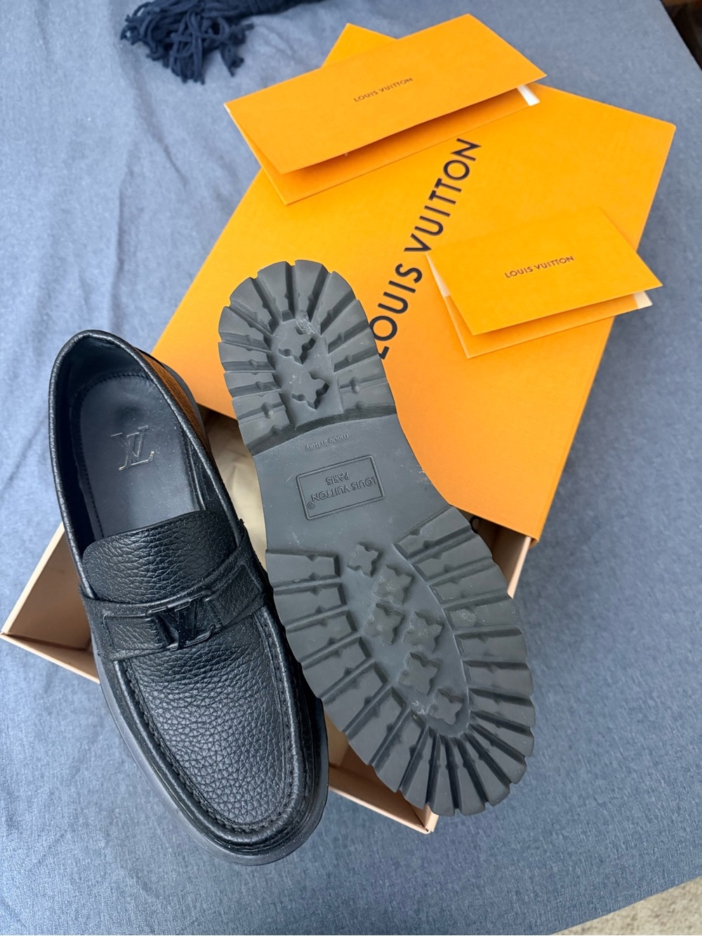 Louis Vuitton Major Loafer – Black Grained Calf Leather (Style 1ADEOV) 6 1/2 Men